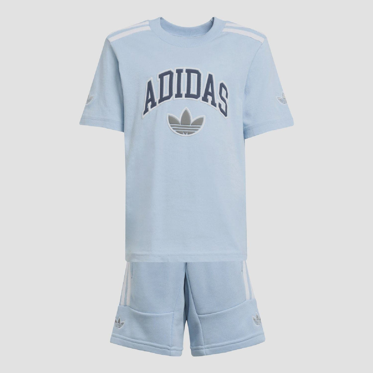 Adidas Originals juniors' T-shirt and shorts set for ages 8-16, featuring classic logo design and casual athletic style.