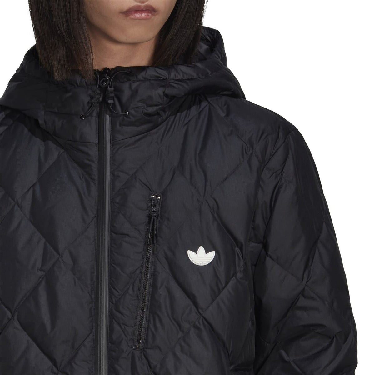 Adidas Originals hooded down jacket in regular fit, black coat with zip closure and quilted design, suitable for cold weather.